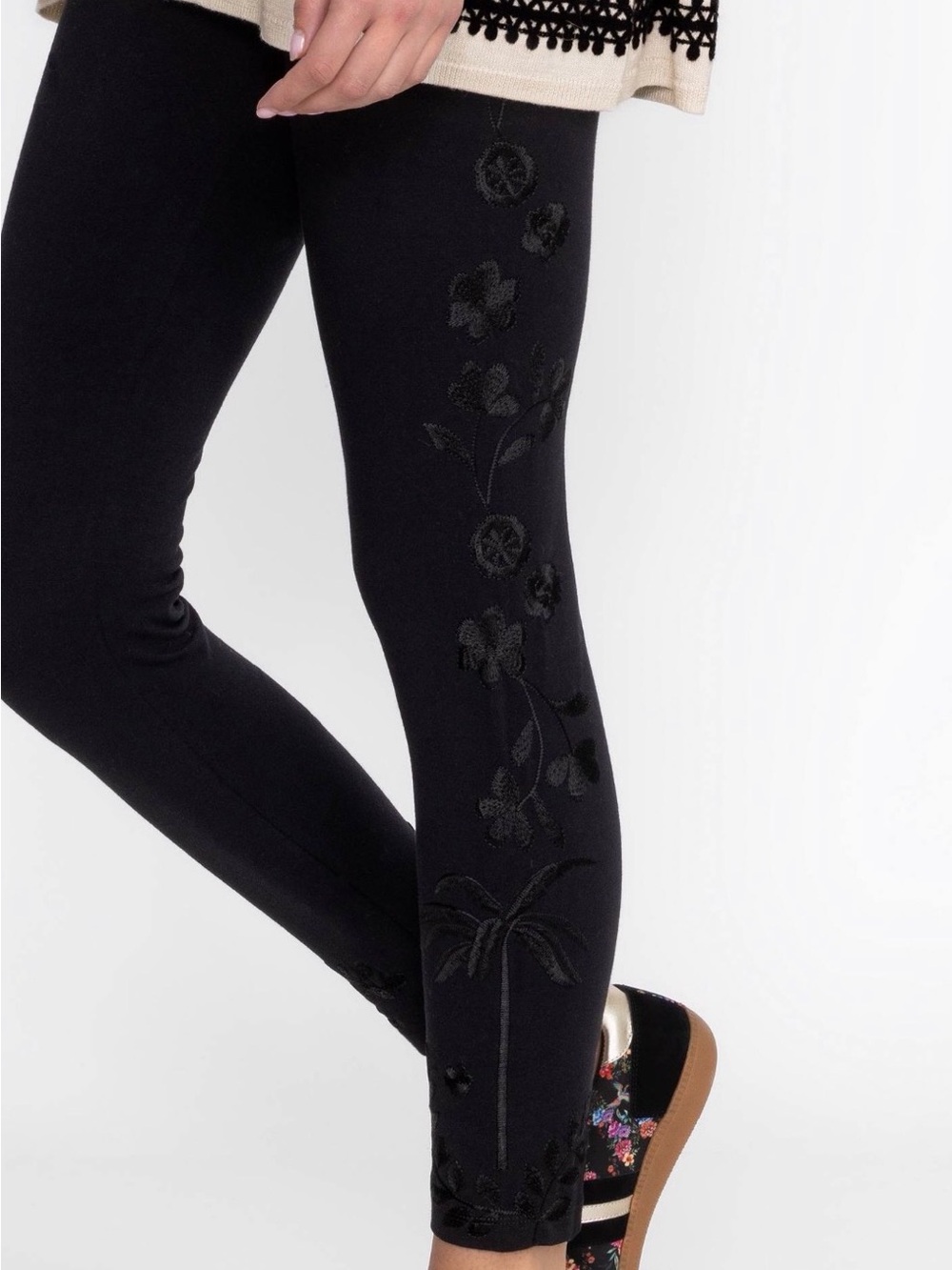 NWT Johnny Was Tonal Leggings - Black Embroidered Leggings